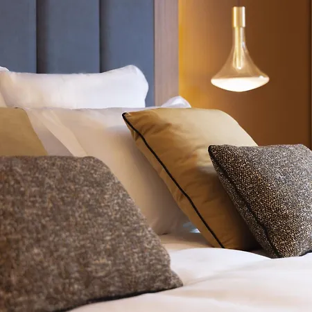 1.75 La Source Hotel Paris