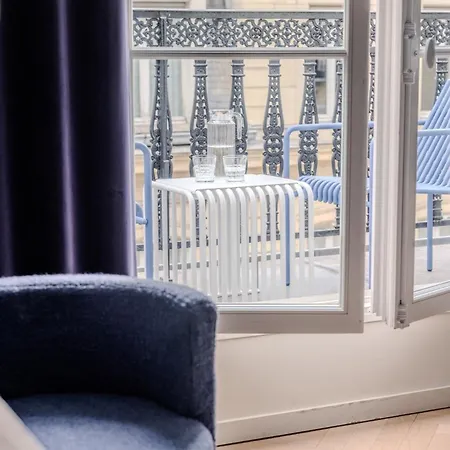 شقة 1.75 La Source باريس