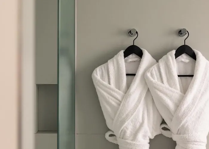 1.75 La Source Apartment Paris