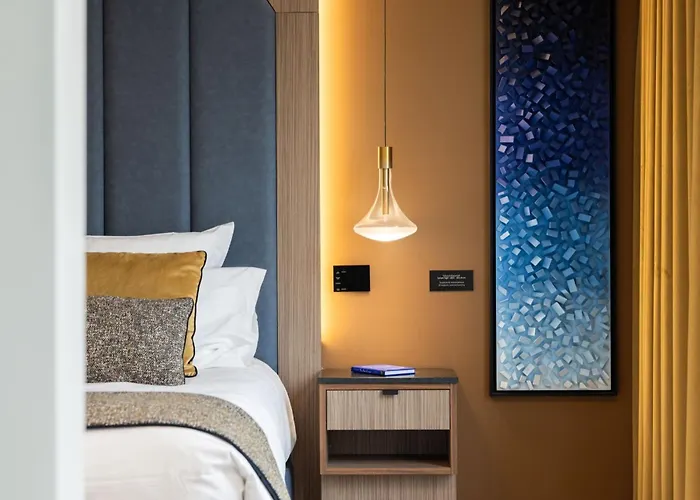 1.75 La Source Apartment