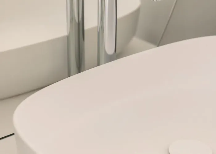 1.75 La Source Apartment *