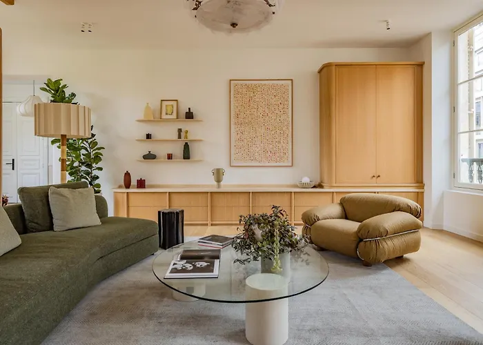 1.75 La Source Paris